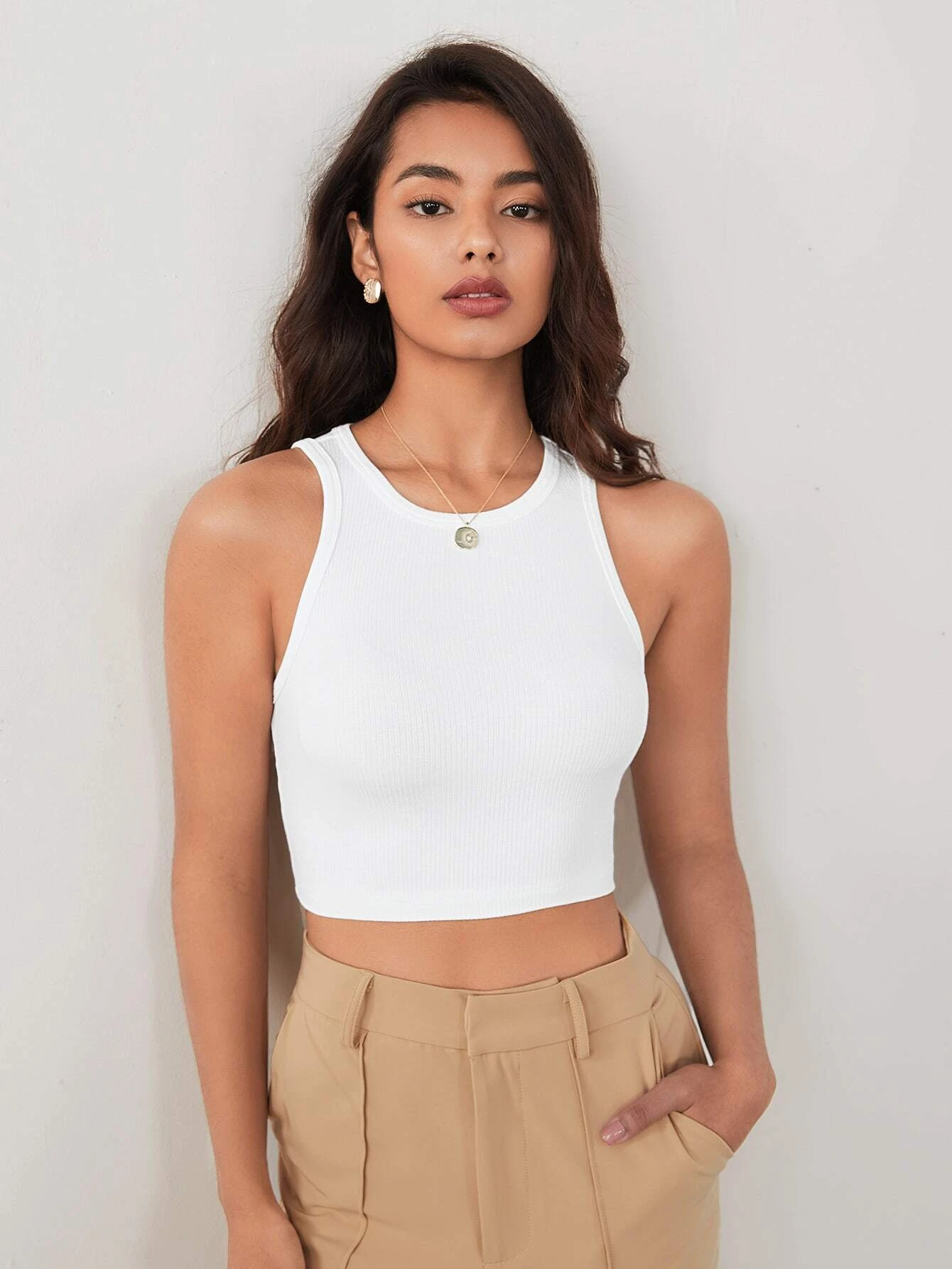 Summer's Love White Rib Crop Tank Top Round neck