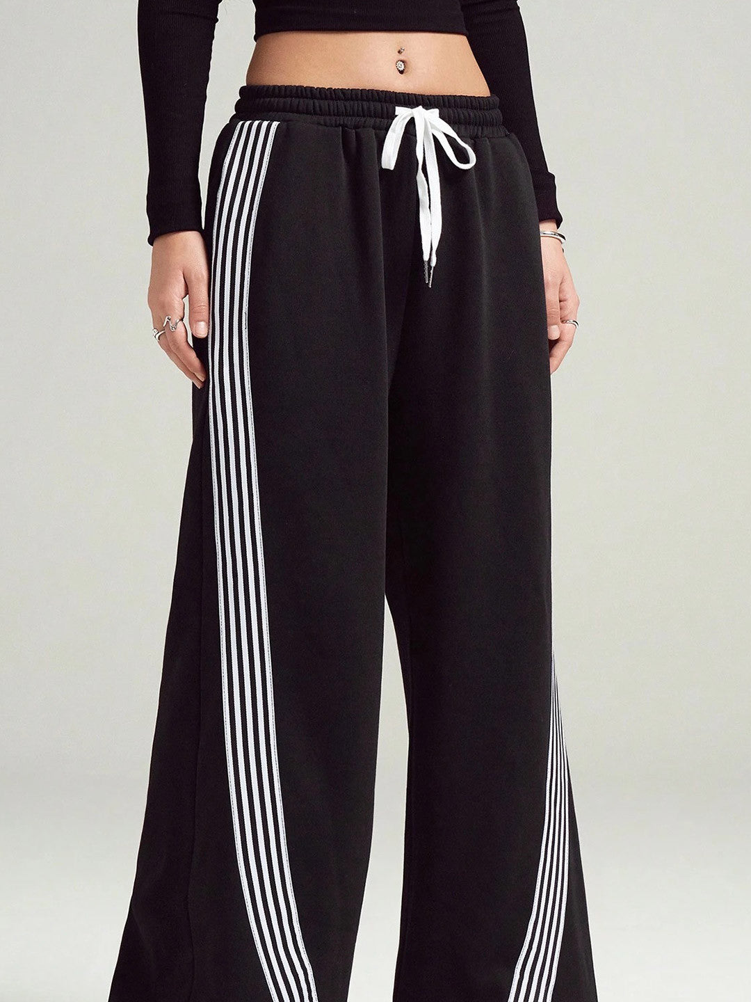 Women Striped Comfort Easy Wash Trousers