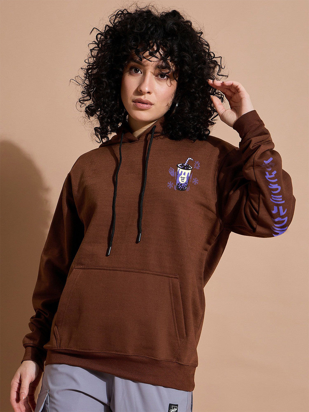Women Geometric Printed Hooded Sweatshirt