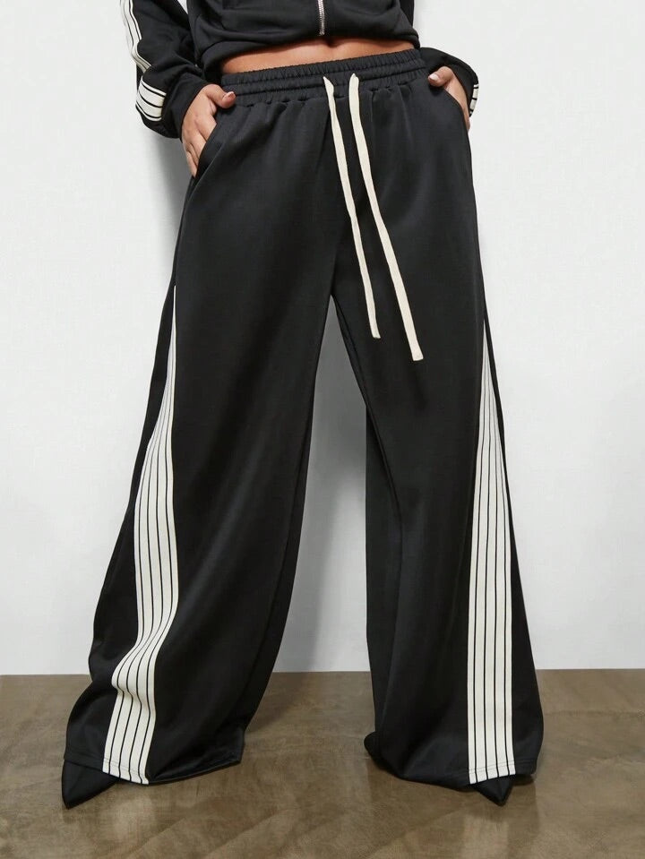 Women Relaxed Loose Fit Easy Wash Joggers Trousers