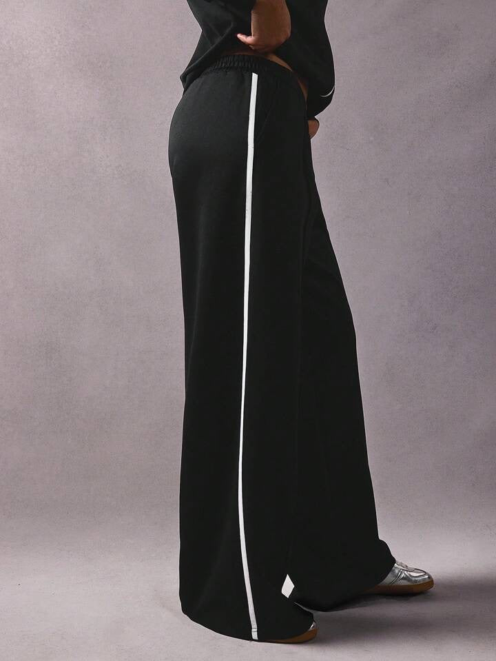 Women Relaxed Loose Fit Easy Wash Joggers Trousers