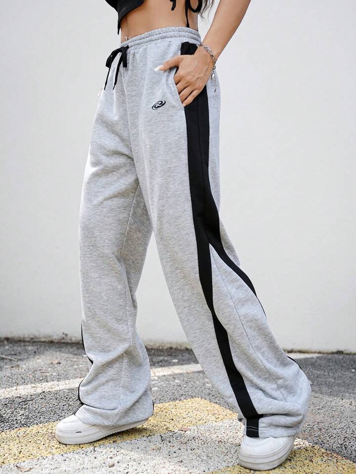 Women Relaxed Loose Fit Easy Wash Joggers Trousers