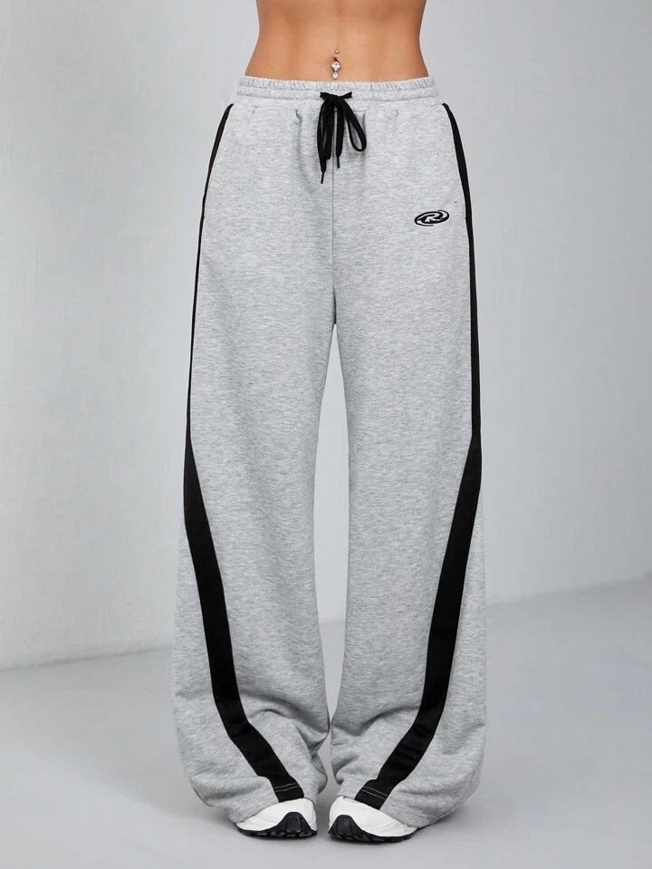 Women Relaxed Loose Fit Easy Wash Joggers Trousers